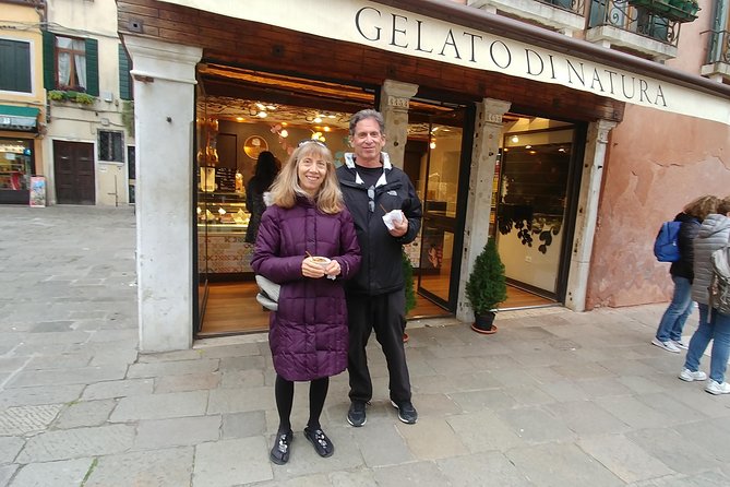 Venetian Cicchetti Street Food and Sightseeing Walking Tour - Rialto Bridge and the Rialto area walk, with sights that connect
