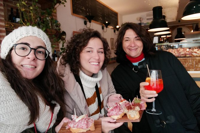 Venetian Cicchetti Street Food and Sightseeing Walking Tour - When the fish market is closed, your tour still has a plan