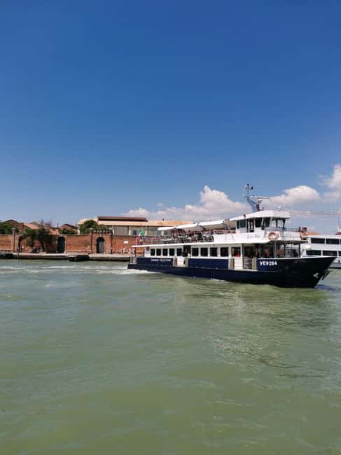 Venetian Lagoon Tour: Visit Murano, Burano and Torcello - Food, breaks, and comfort: how to keep the day from feeling rushed