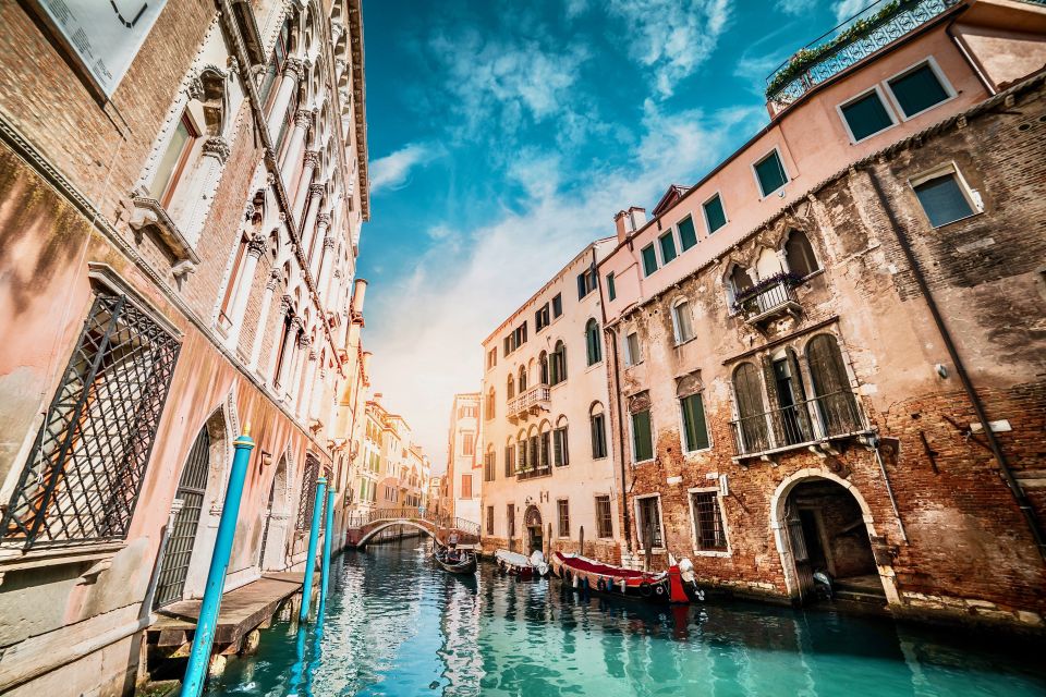 Venice: 1.5-Hour Walking Tour - What the Walk Actually Feels Like: Calli, Bridges, and the Pace of 1.5 Hours