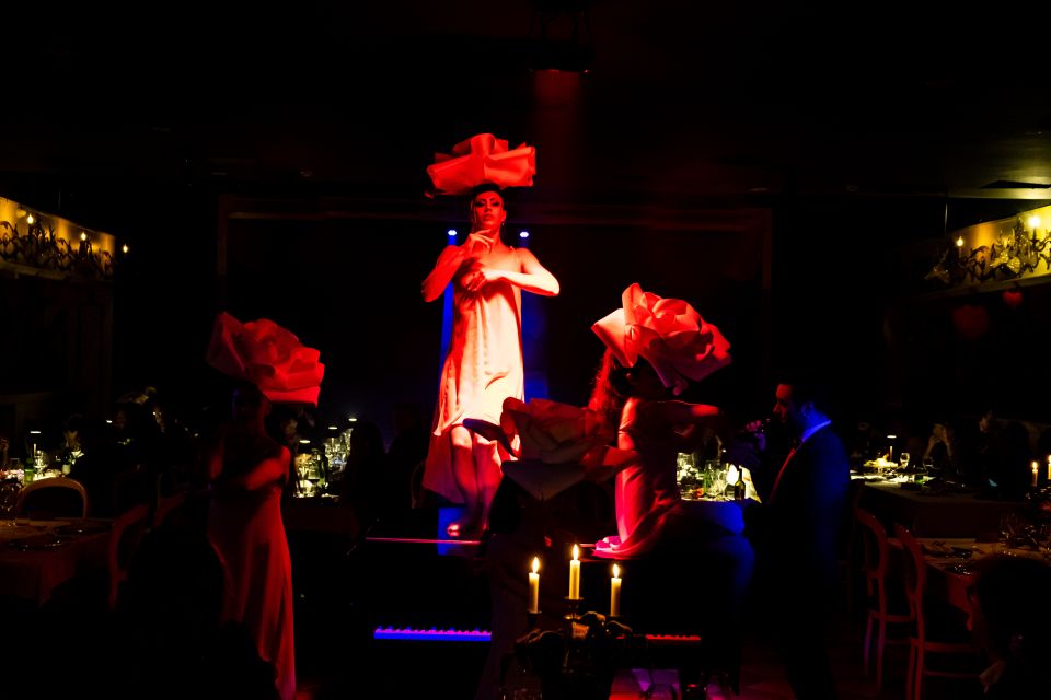 Venice: Cabaret Dinner Show - Performer moments that go beyond the stage
