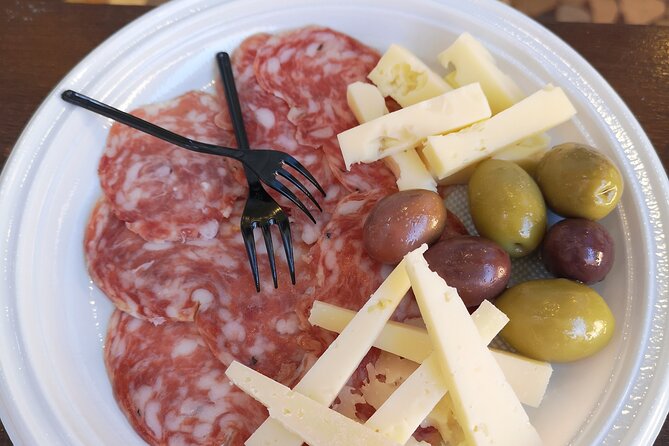 Venice Cicchetti, Spritz and Wine Tour with a Local Guide - Cannaregio bacari: where cicchetti turns into a Venice skill