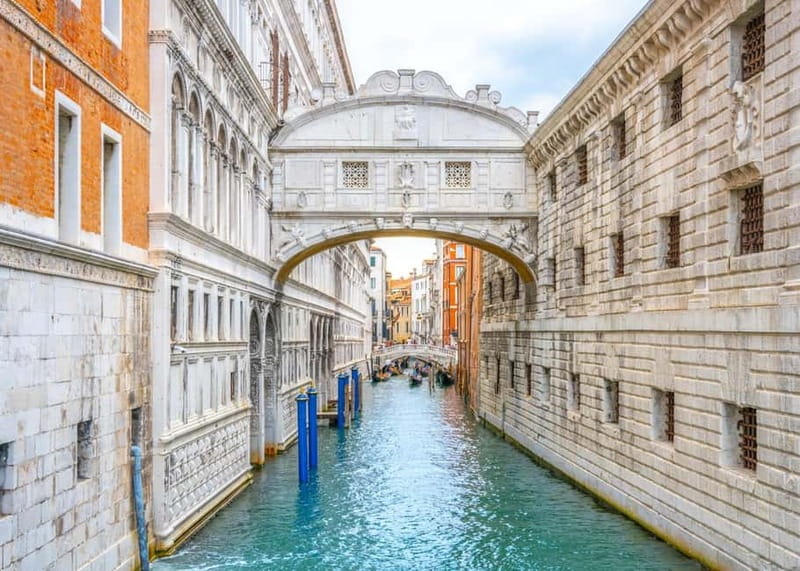 Venice: Doge Palace, San Marco Basilica & Rialto Bridge - Skip the Lines, Then Go Straight to Power and Gold