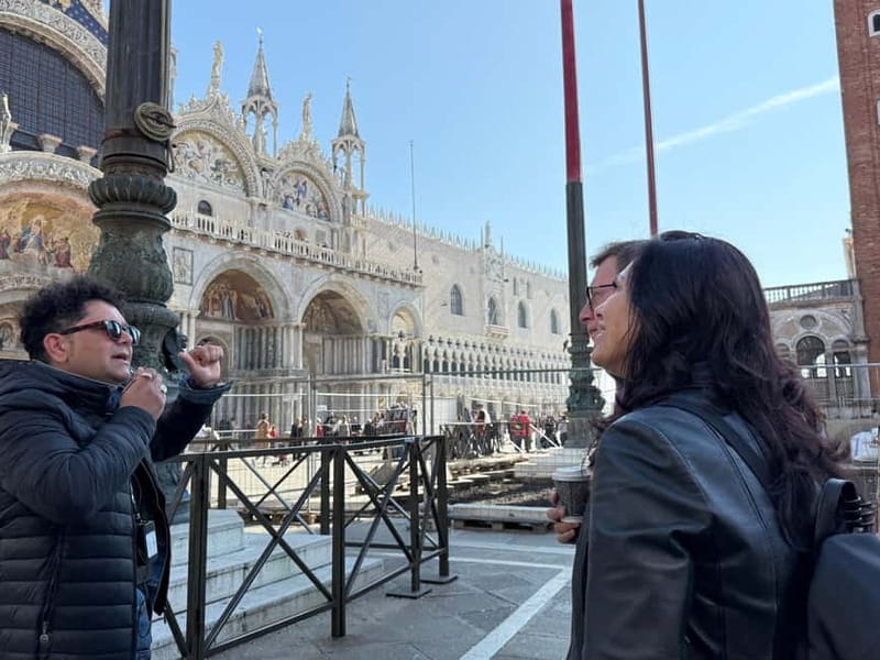 Venice: Doge Palace, San Marco Basilica & Rialto Bridge - Rialto Bridge District Offbeat Walk: Side Streets, Secret Spots, Real Venice
