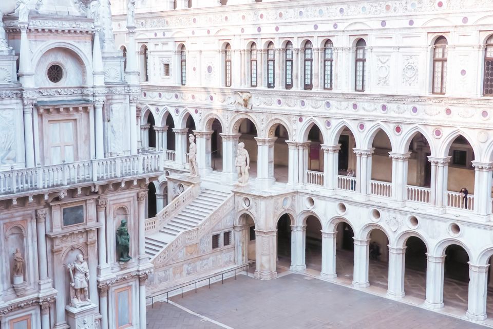Venice: Doge's Palace and St. Mark's Basilica Tour - Bridge of Sighs: The Moment Venice Turns Personal