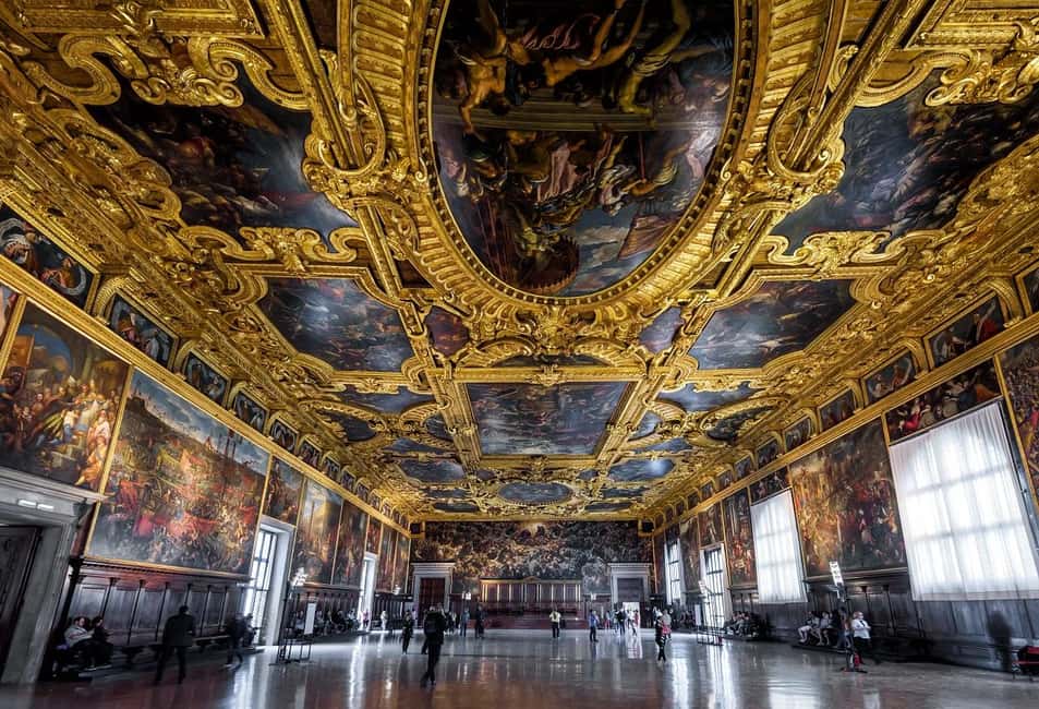 Venice: Doge's Palace Guided Tour with Optional Gondola Ride - Inside the Palace: Gothic Rooms, Doges, and the Art That Has a Point