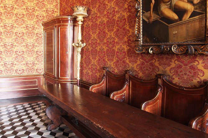 Venice: Doge’s Palace Prisons & Secret Itineraries Guided Tour - Should You Book This Secret Prison Tour?