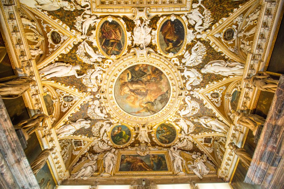 Venice: Doge's Palace Skip-the-Line Tour with Prisons - Skip-the-line at the Palazzo Ducale: what it really buys you