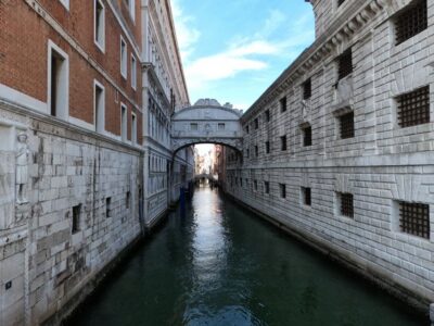 Venice: Doge's Palace & St. Mark's Basilica Tour - Doge’s Palace access and what you’ll actually see inside