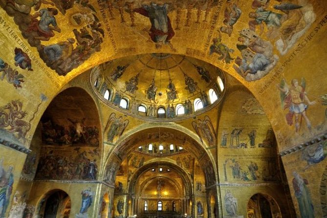 Venice Doge's Palace & St. Mark's Semi-Private Tour, Max 6 People - St. Mark’s Basilica: The Golden Interiors and the ID Test