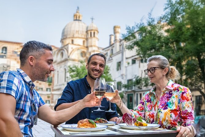 Venice Evening Food Tour: Bites, Drinks & Sit-Down Dinner - Quick takeaways