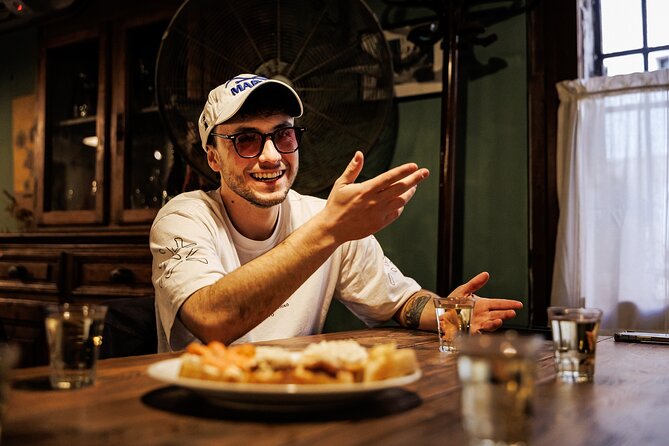 Venice Evening Food Tour: Bites, Drinks & Sit-Down Dinner - Price and value: what $75.18 buys you in real eating time
