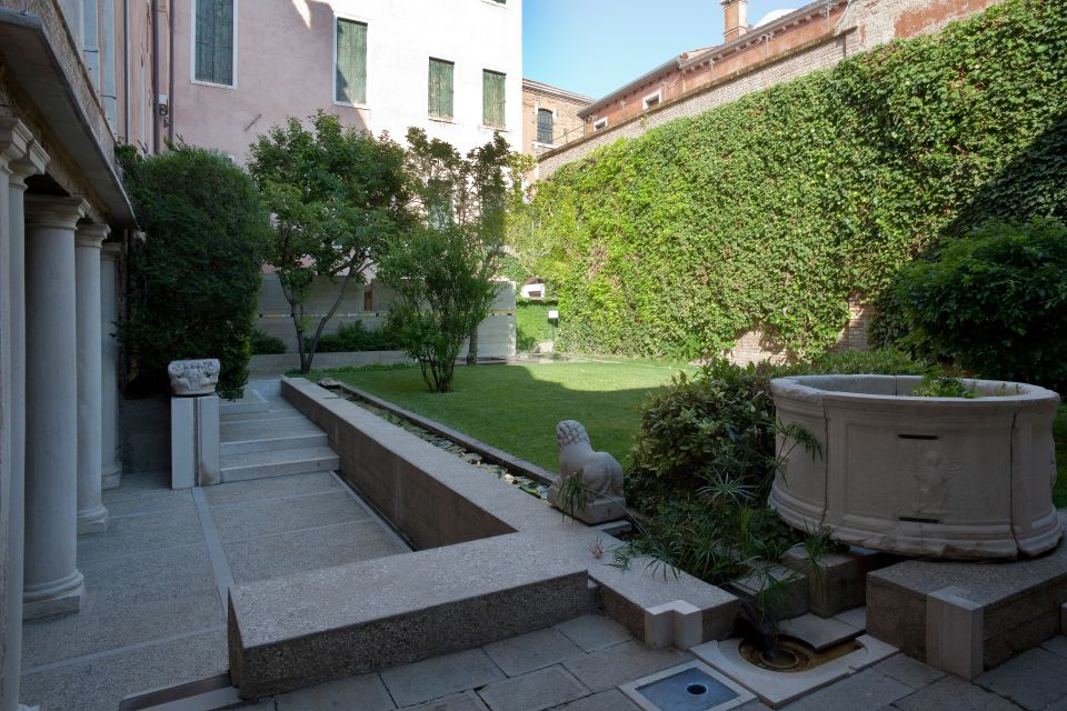 Venice: Fondazione Querini Stampalia Entry Tickets - Inside the museum: exhibitions, rooms, and a palace-like pace