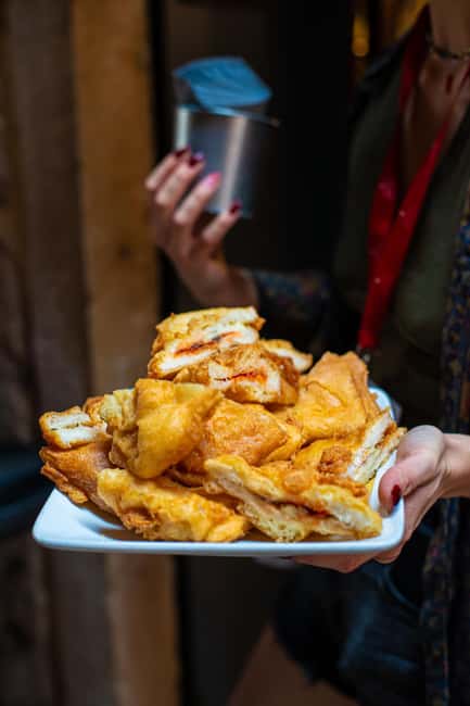 Venice: Food Tasting Tour with Cicchetti and Wine - Starting at Campo San Giacomo di Rialto: the tour’s easy launch point