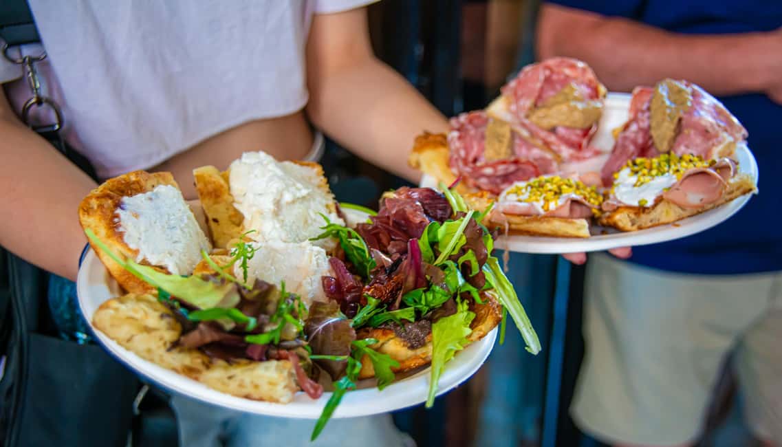 Venice: Food Tasting Tour with Cicchetti and Wine - Dietary needs and allergies: request early, then relax