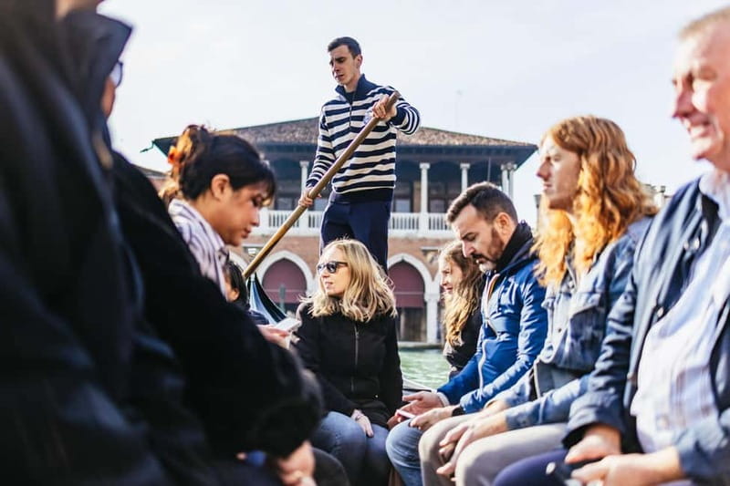 Venice: Food Tasting Tour with Cicchetti Dishes and Wine - Who should book, and who might feel off-balance