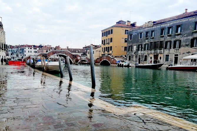 Venice for First-Timers: Essential Private Tour - Historic aqua granda: what a single extreme day changed