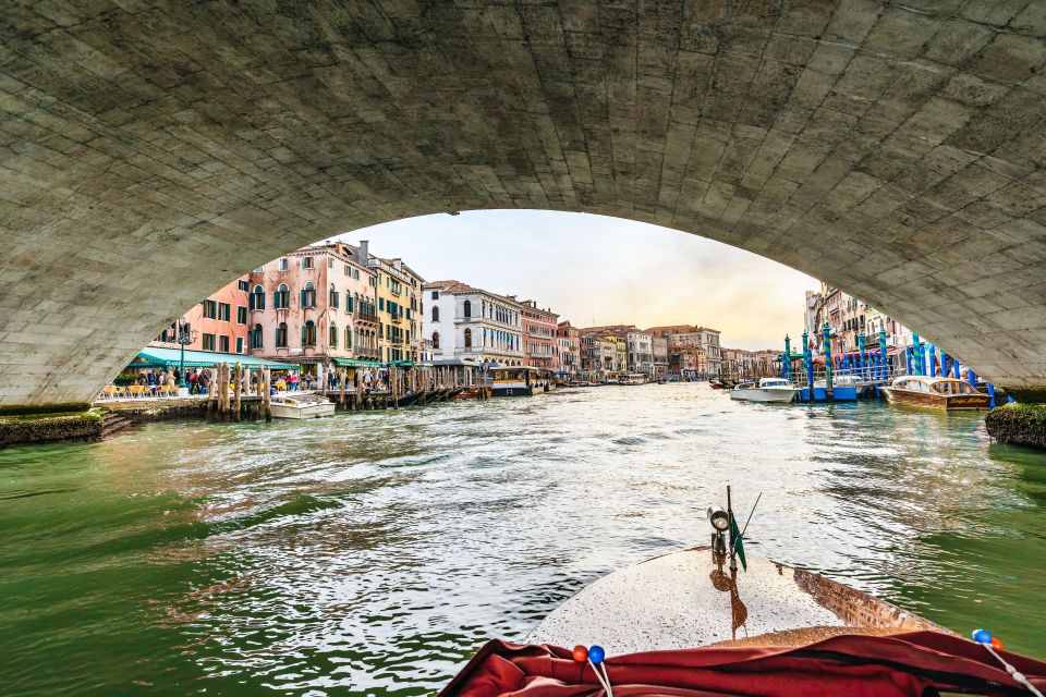 Venice: Grand Canal Boat Tour - Timing: Pick Your Departure for Lighting and Feel