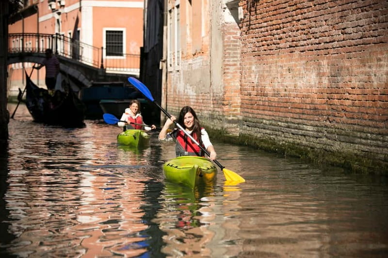 Venice: Guided Canal Kayak Tour at Day, Night, or Sunset - Day vs Sunset vs Night: Choose Your Light, Choose Your Vibe