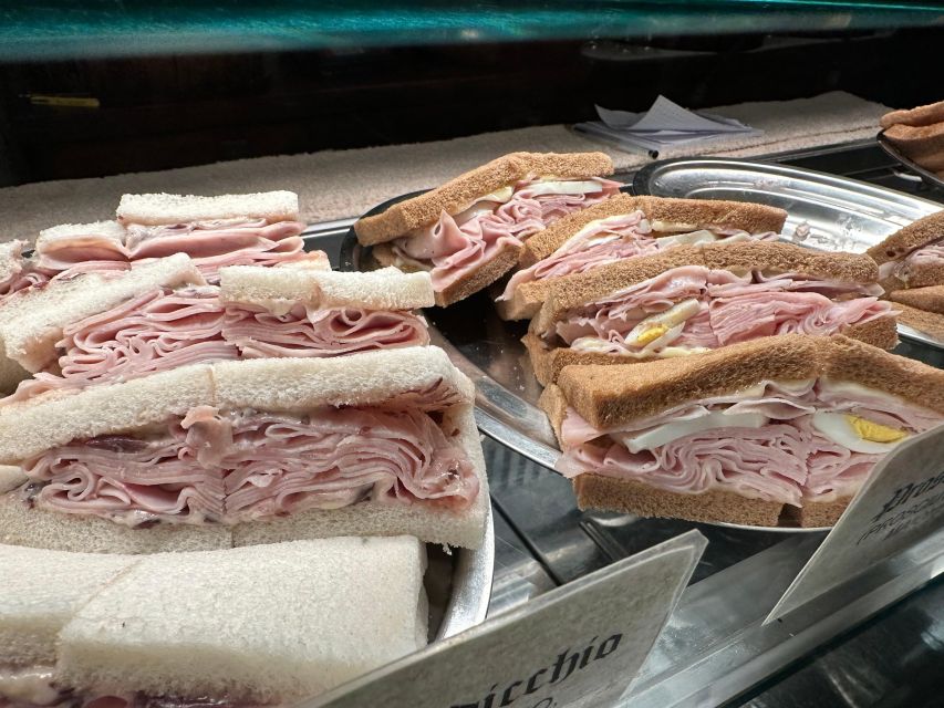 Venice: Guided City Highlights and Street Food Tour - Historic Eateries and the Small-Bite Strategy