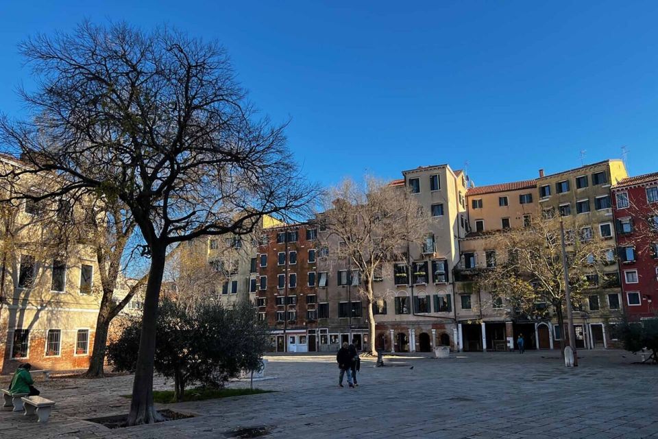 Venice: Guided Tour of the Jewish Ghetto and Synagogue Visit - Old Ghetto to New Ghetto: the architecture you’ll notice once explained