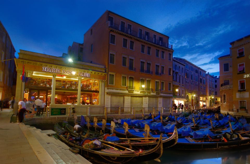 Venice: Hard Rock Cafe with Set Menu for Lunch or Dinner - Finding It Fast: Bacino Orseolo, Just Off St Mark’s Square