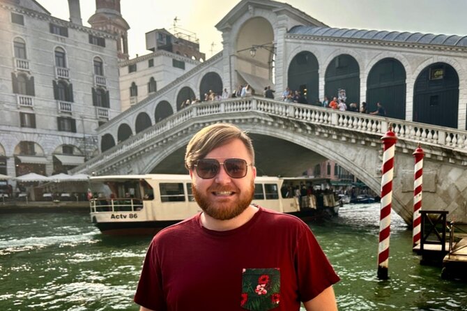 Venice in A Day: St Mark's Basilica, Doge's Palace & Gondola Ride - Doge’s Palace and Casanova’s cell: Venice’s power and prison in one building