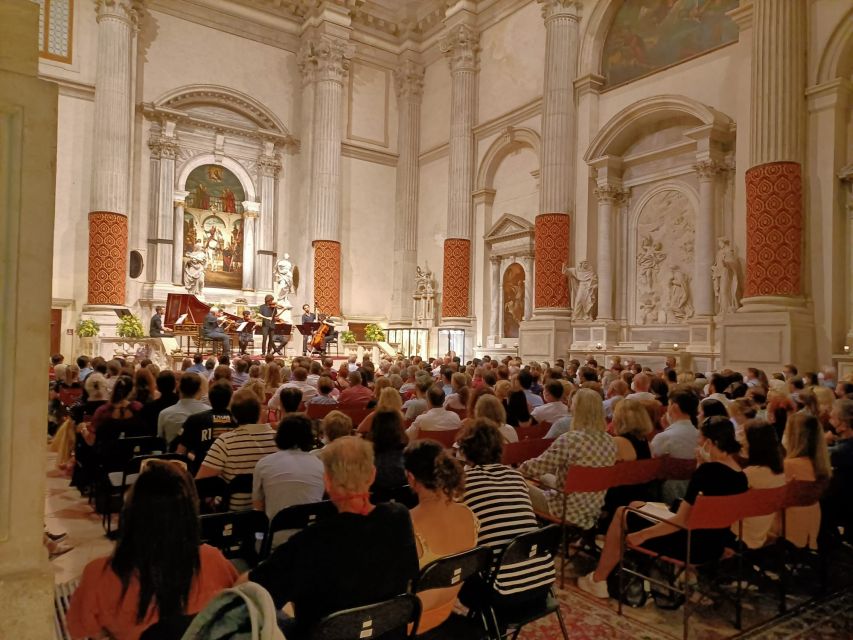 Venice: Interpreti Veneziani Concert at Church of San Vidal - The Church of San Vidal: why this room makes the music work