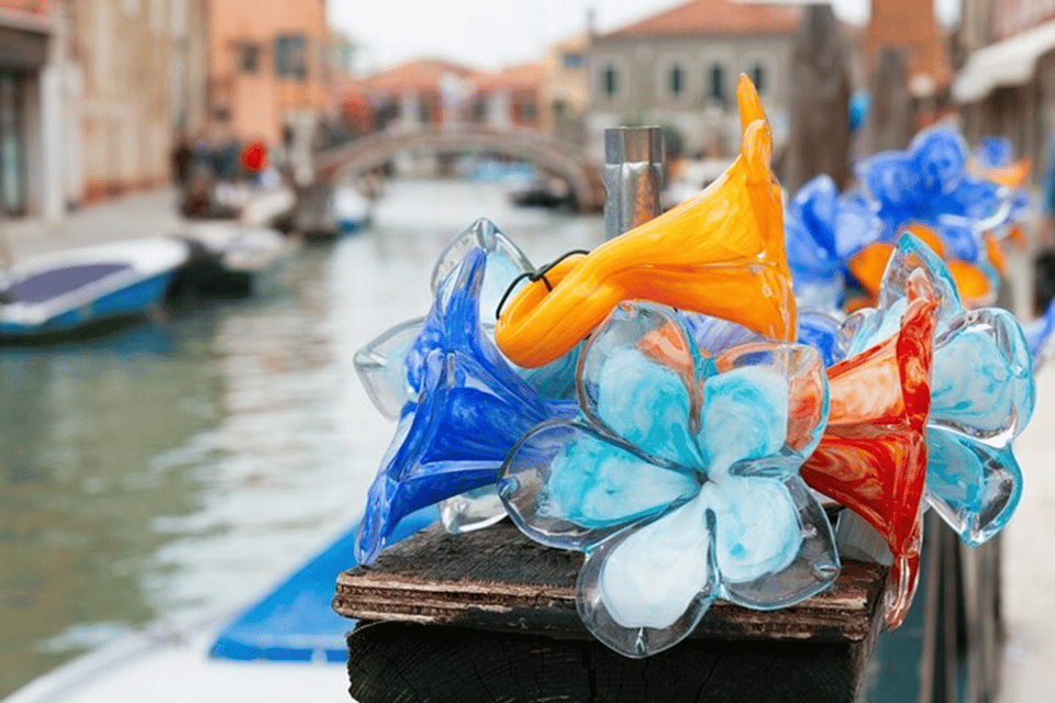 Venice Islands: Murano Glass & Burano Colors Guided Visit - Should you book this tour?