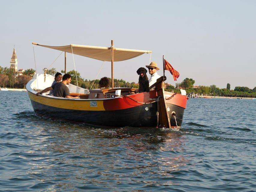 Venice: Islands Tour by Bragozzo – Murano, Burano & Torcello - Murano: live glassblowing plus real time to wander