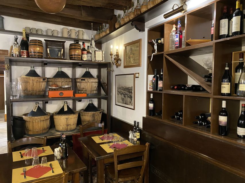 Venice: Jewish Ghetto and Cannaregio Food and Wine Tour - Starting at Gam Gam Kosher Restaurant: get your bearings fast