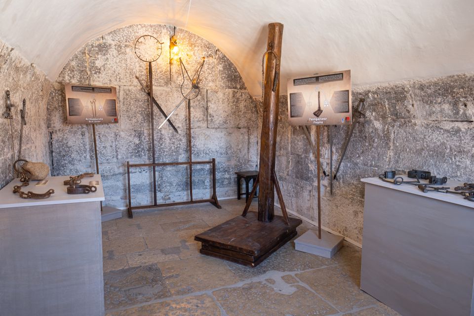 Venice: Lords of the Night Prison’s Palace Cells & Tortures - Torture room displays: what you’ll see and how to handle the tone