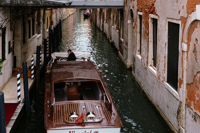 Venice: Marco Polo Airport Private Transfer to Hotel by Car& Boat - Should you book this Venice airport private transfer?