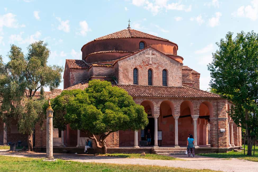 Venice: Murano, Burano, Torcello, and Glass Factory Tour - Key things to know before you go