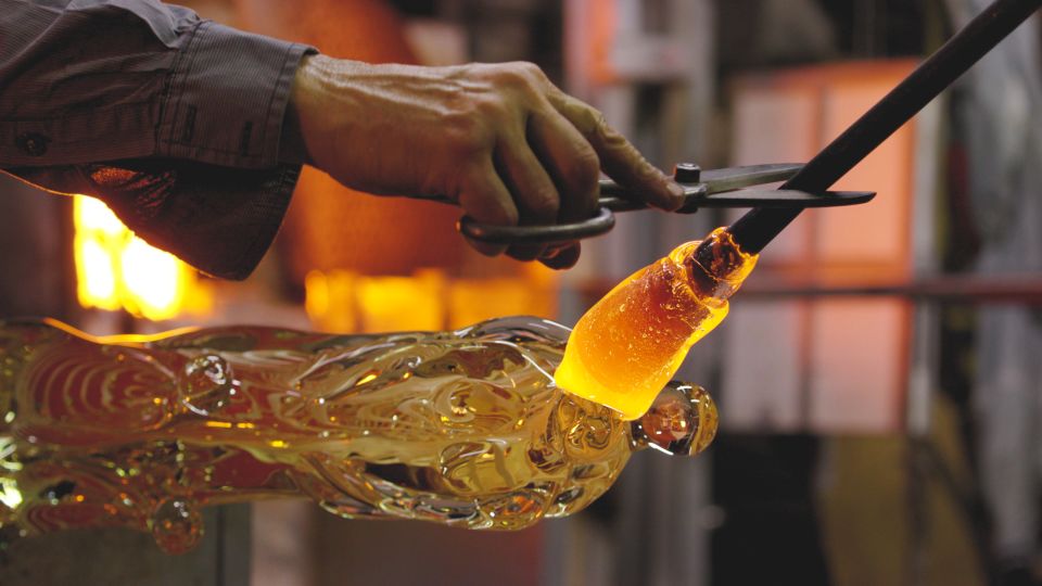 Venice: Murano Glass Factory Guided Tour with Prosecco - Key highlights you’ll actually feel
