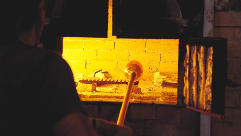 Venice: Murano Glass Factory Guided Tour with Prosecco - Should you book the Murano glass factory tour with Prosecco?