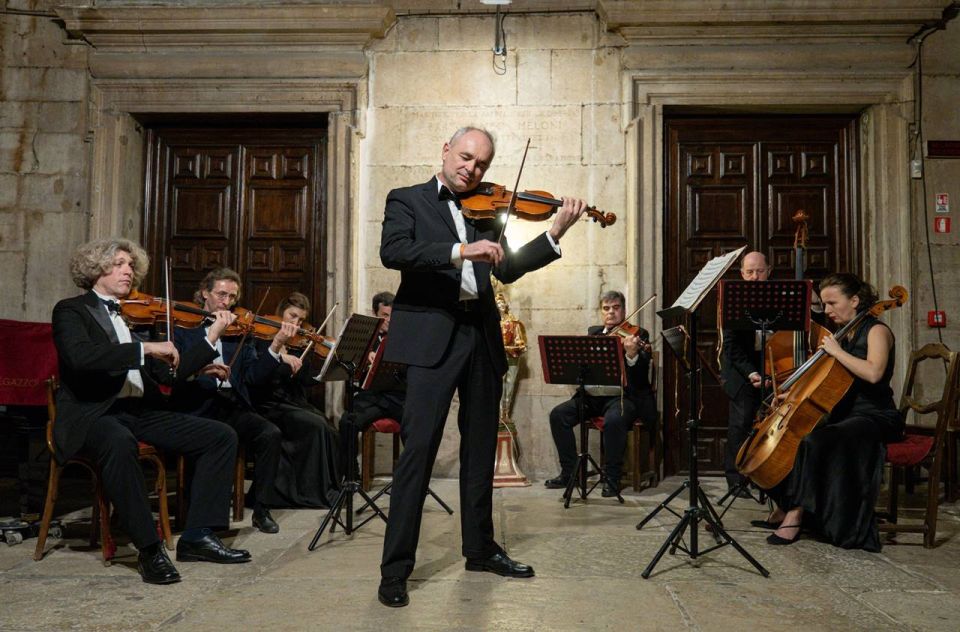 Venice: Opera Concert at Casanova Prisons in St. Mark Square - Council Hall Setup: What You’ll See and How the Hour Flows