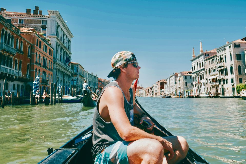 Venice: Shared Gondola Ride through the Lagoon City - Price and What This Shared Gondola Ride Really Includes