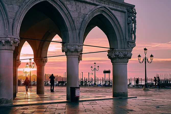 Venice Sightseeing Walking Tour for Kids and Families - Pace, Group Size, and Comfort: Plan for Steps and Heat