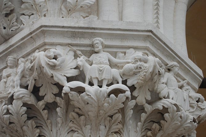 Venice Skip the Line Saint Mark's Basilica and Doge's Palace Private Tour - The Pala d’Oro and Horses Loggia: the story behind the extra €10