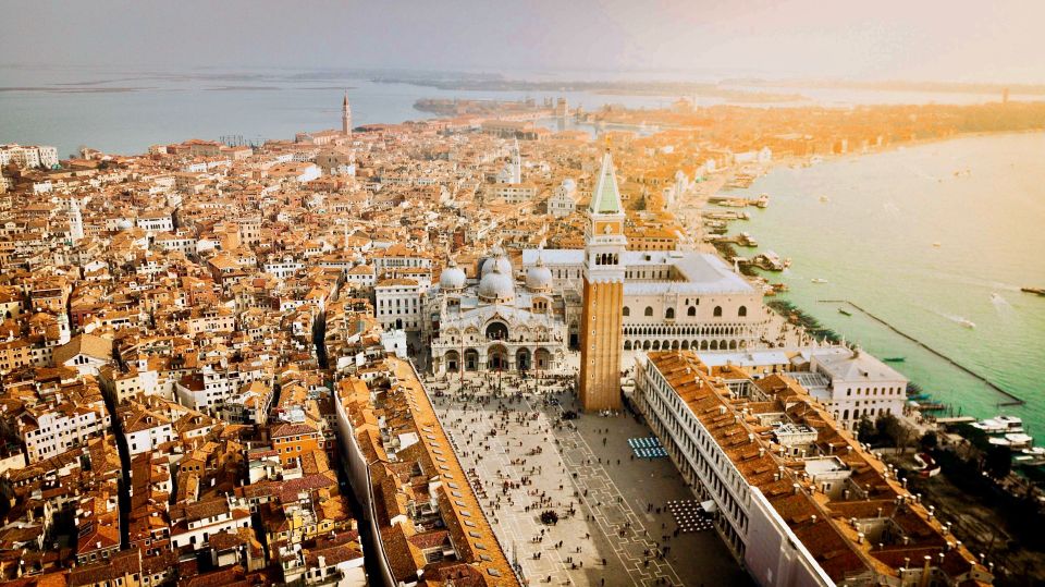 Venice: St. Mark's Basilica and Gondola Morning Tour - Horses, First-Floor Museum Options, and the Things This Ticket Won’t Cover
