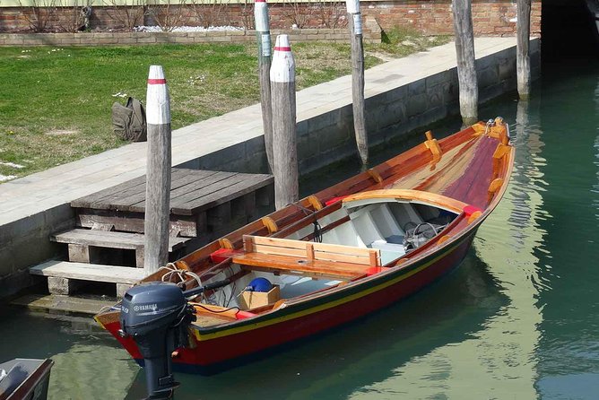 Venice Sunset Cruise by Typical Venetian Boat with Prosecco - San Lazzaro degli Armeni: a monastery island tied to Armenian culture