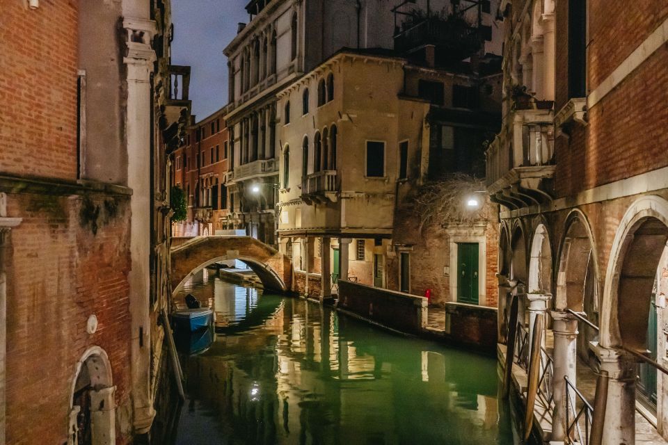 Venice: The Ghost & Legends Walking Tour - Cannaregio’s darker ending: letting the shadows stretch