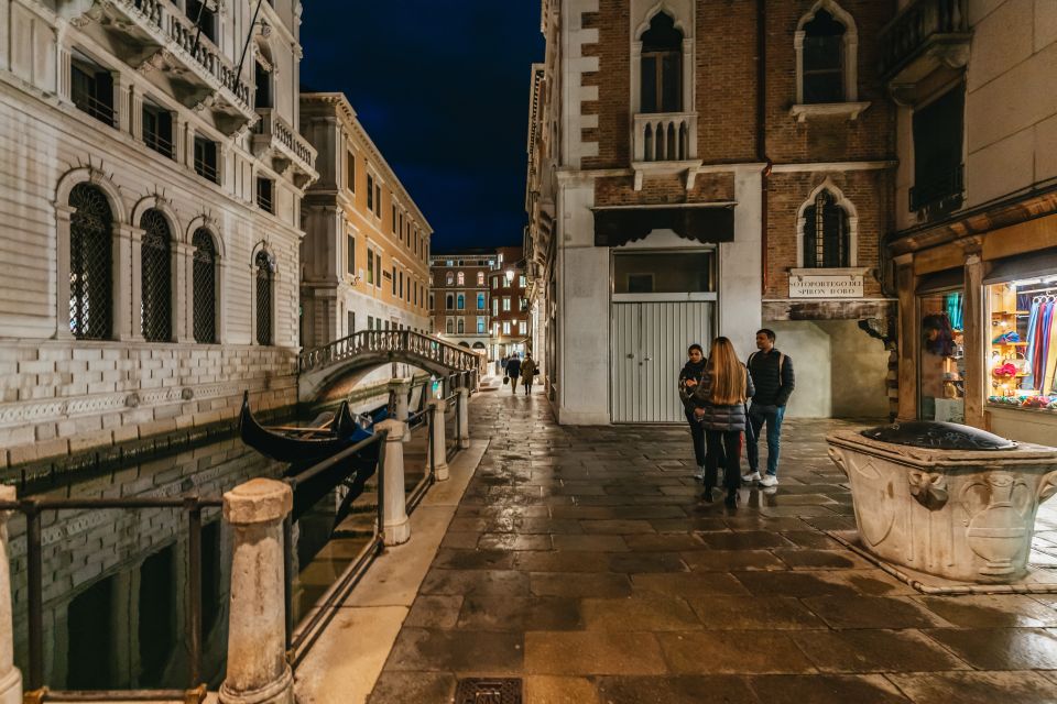 Venice: The Ghost & Legends Walking Tour - Who should book this ghost legends walk, and who should skip it