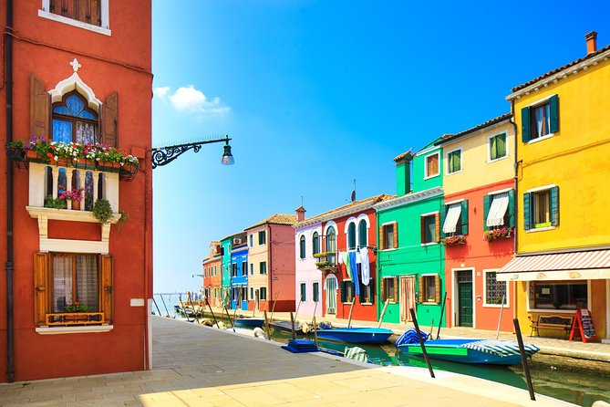 Venice: The Islands of the Lagoon Guided Tour - Burano Island: Colorful Canals, Lace Demonstration, and Free Roam