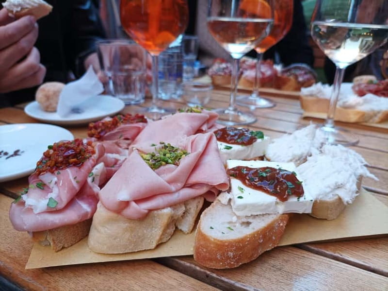 Venice: The Ultimate Food Tour with Wine & Spritz - First Steps: Meeting at Santi Giovanni e Paolo