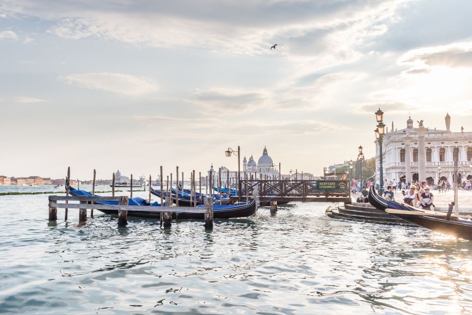 Venice: Traditional Shared Gondola Ride - Key Points You’ll Feel the Moment You Board