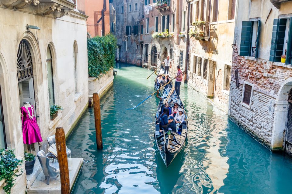 Venice: Traditional Shared Gondola Ride - Bridge of Sighs and the Route Changes You Should Expect