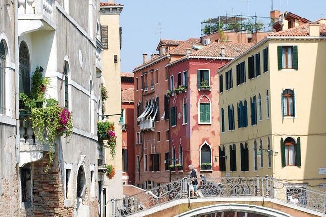 Venice Walking Tour and Gondola Ride - The 30-minute gondola down the Grand Canal
