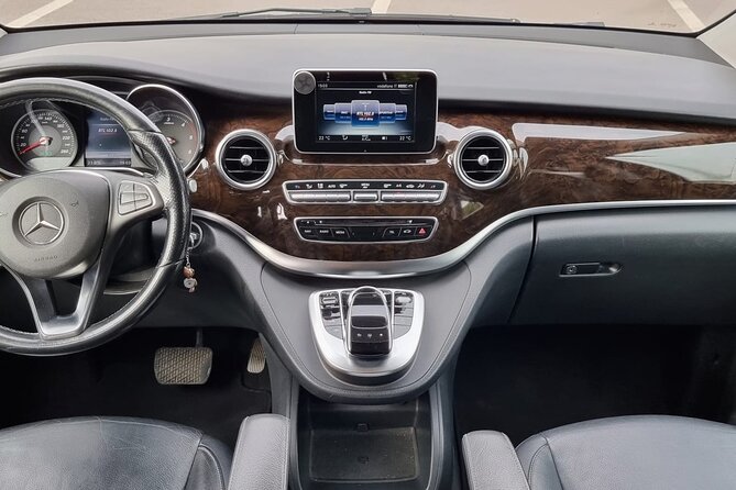 VIP Luxury Chauffeur Service – Venice to Dolomites, Cortina - Pickup timing in Venice: the rules you should actually plan around